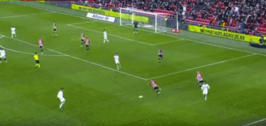 [图]德甲-凯恩帽子戏法 拜仁4-1霍芬海姆开赛四连胜